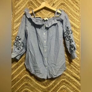 Loft Women's Cold Shoulder Blouse, Floral Embroidery on Sleeves, Size XS